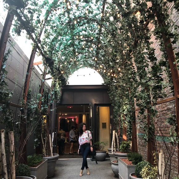 Meet your Posher, Marta - Picture 3 of 3